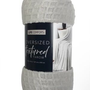Life Comfort Oversized Textured Throw - Gray